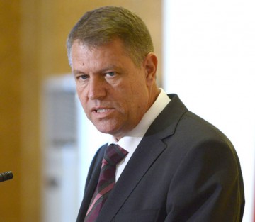 Iohannis cere reexaminarea legii finanţării partidelor